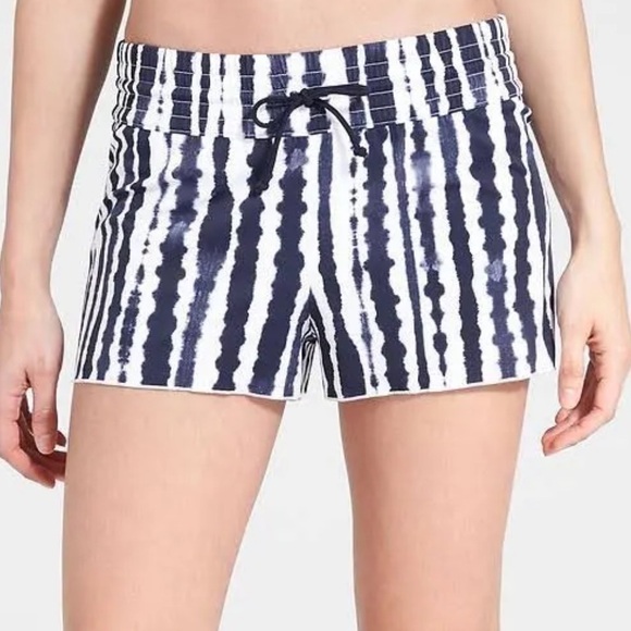 Athleta Pants - ATHLETA Wave Break Smocked Short- Blue/ White Size X-Small